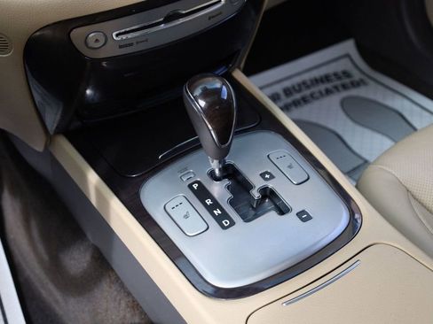 Used 2010 Hyundai Genesis 4.6 image 34