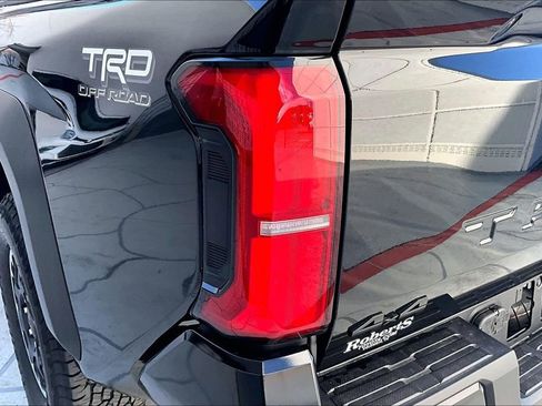 New 2025 Toyota Tacoma TRD Off-Road image 20