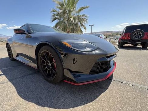 Used 2024 Nissan Z NISMO w/ Floor Mat Package RWD image 7