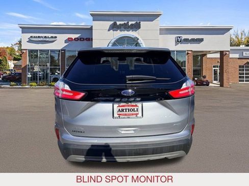 Used 2022 Ford Edge SEL w/ Convenience Package image 6