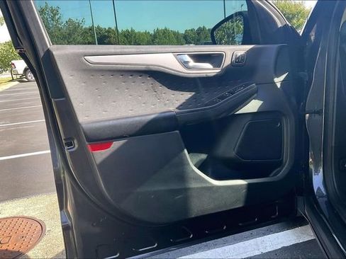 Used 2020 Ford Escape SEL FWD image 23