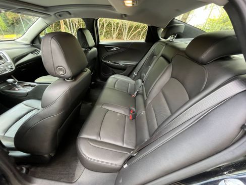 Used 2024 Chevrolet Malibu LT image 25