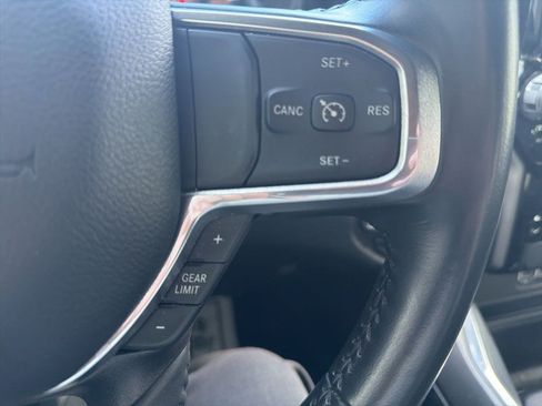 Used 2023 RAM 1500 Laramie AWD/4WD image 19