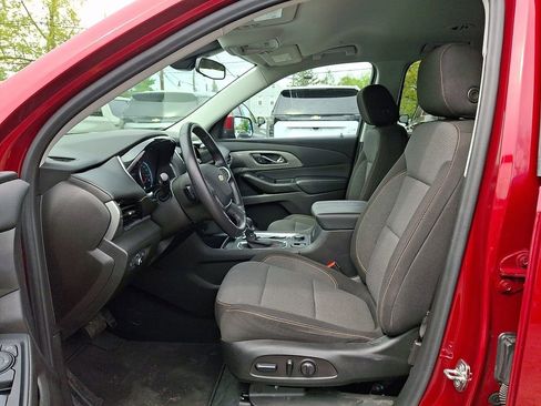 Used 2021 Chevrolet Traverse LT AWD/4WD image 14