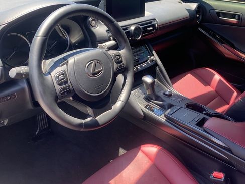 Used 2025 Lexus IS 300 F Sport RWD image 7
