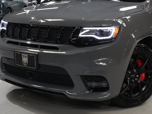 Used 2020 Jeep Grand Cherokee SRT AWD/4WD image 6