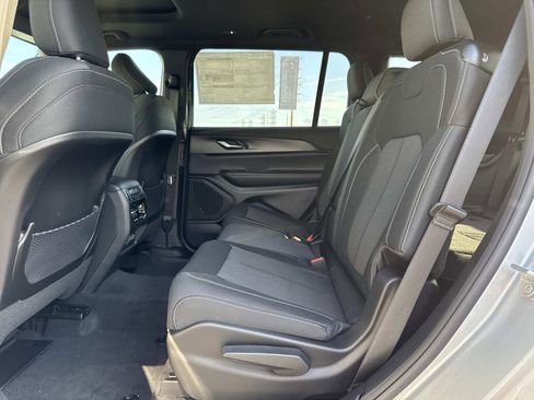 New 2026 Jeep Grand Cherokee L 2WD image 26