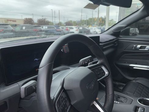 Used 2024 Ford Mustang GT RWD image 9