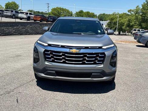 Used 2025 Chevrolet Equinox LT w/ Safety and Technology Package FWD image 10