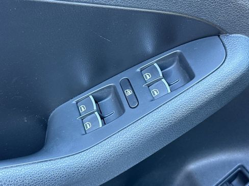 Used 2013 Volkswagen Jetta GLI image 13