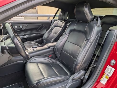 Used 2024 Ford Mustang Premium image 23