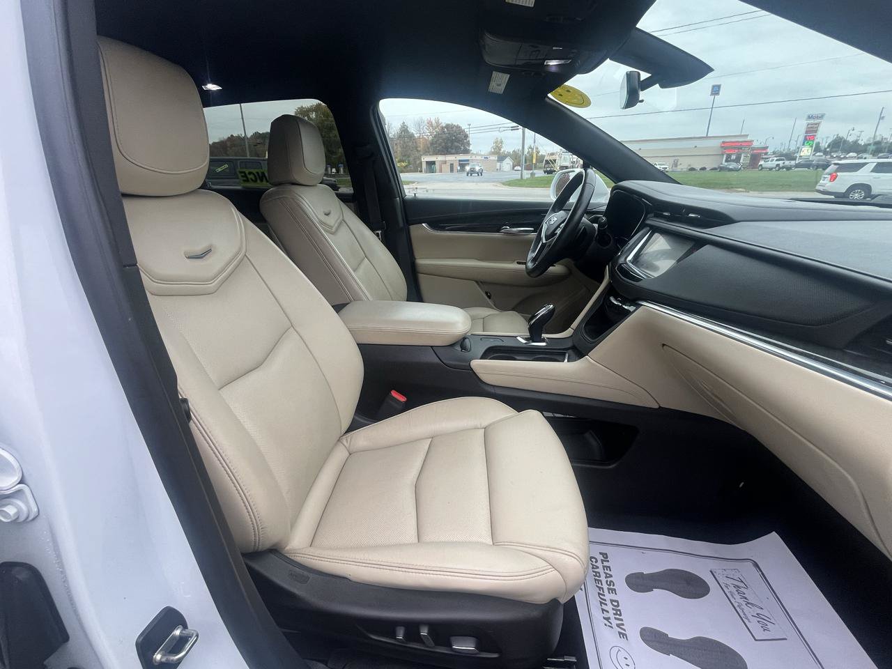 Used 2017 Cadillac XT5 FWD image 14