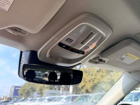 Used 2023 Volvo XC90 T8 Plus image 24