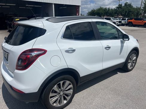 Used 2018 Buick Encore Preferred FWD image 4