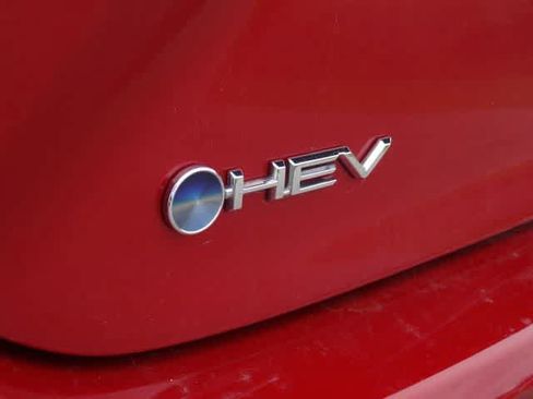 Used 2025 Toyota Camry SE FWD image 39