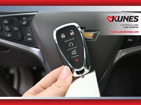 Used 2024 Chevrolet Malibu LT FWD image 34