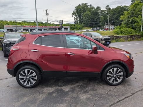Used 2022 Buick Encore Preferred w/ Safety Package AWD/4WD image 9