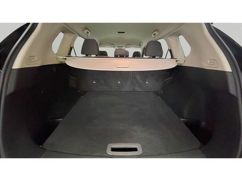 Used 2021 Nissan Rogue S FWD image 16