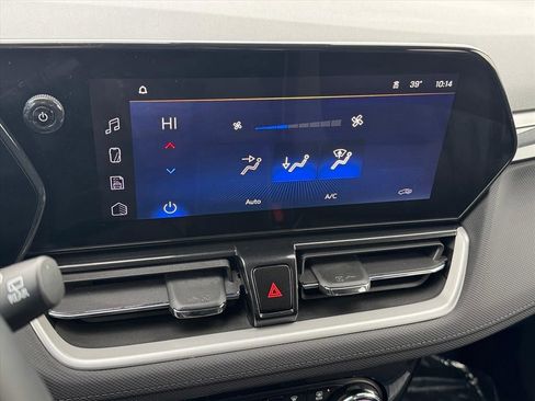 Used 2025 Chevrolet TrailBlazer LT w/ Convenience Package image 15