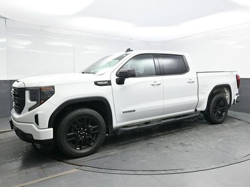 Used 2023 GMC Sierra 1500 Elevation AWD/4WD image 3