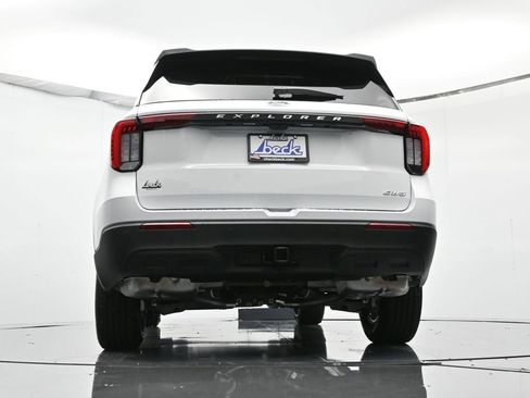 New 2026 Ford Explorer Active image 23