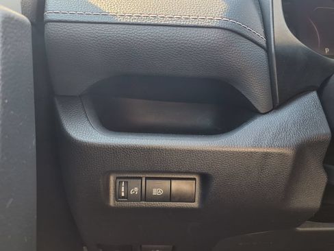 Used 2024 Toyota RAV4 XLE FWD image 29