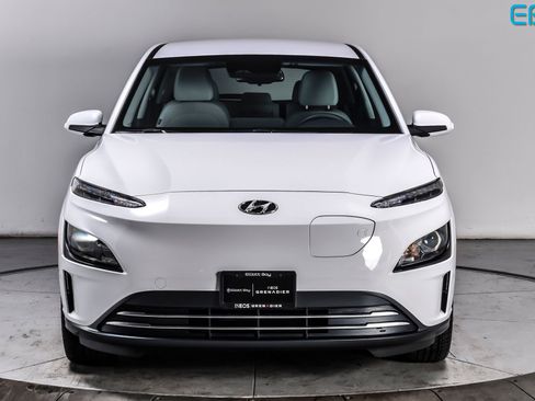 Used 2023 Hyundai Kona SE w/ Cargo Package FWD image 8