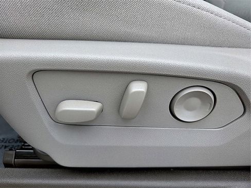 New 2025 Chevrolet Silverado 1500 LT w/ Convenience Package II image 15