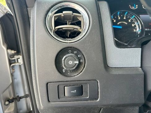 Used 2014 Ford F150 XLT w/ XLT Convenience Package RWD image 18