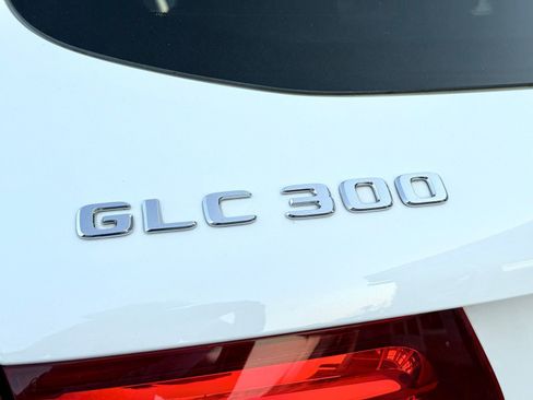 Used 2018 Mercedes-Benz GLC 300 image 16