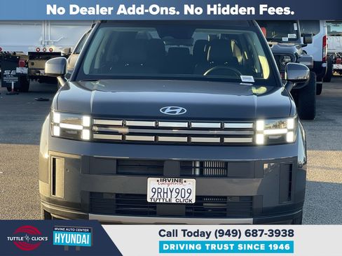 Used 2025 Hyundai Santa Fe SEL image 2