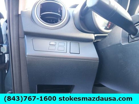 Used 2011 MAZDA MAZDA3 i Sport image 17