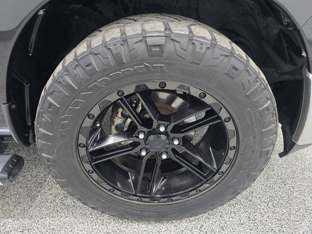 Used 2016 RAM 1500 Lone Star RWD image 32
