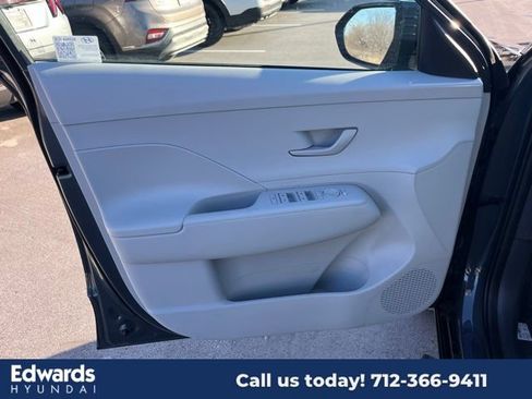 New 2025 Hyundai Kona SEL image 15