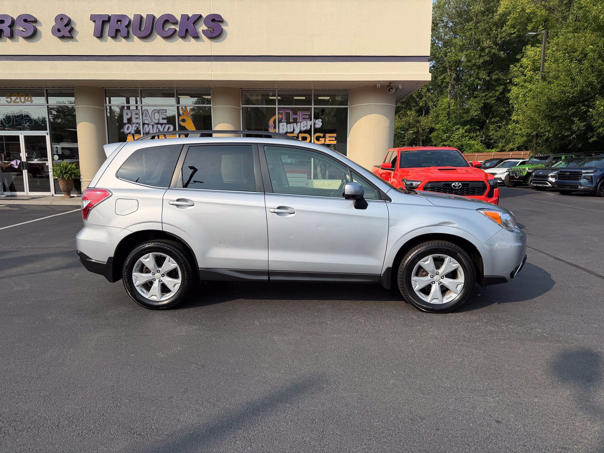 Used 2015 Subaru Forester 2.5i Limited AWD/4WD image 7