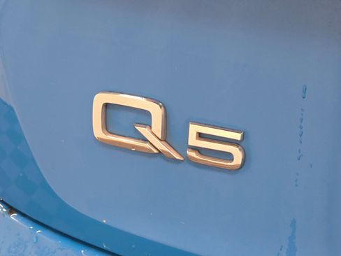 Used 2020 Audi Q5 e Prestige w/ Prestige Package image 33