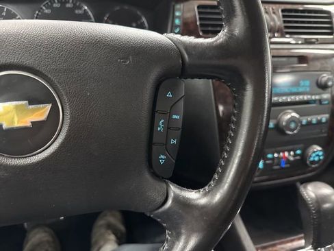 Used 2013 Chevrolet Impala LT w/ LT Sunroof Package image 33