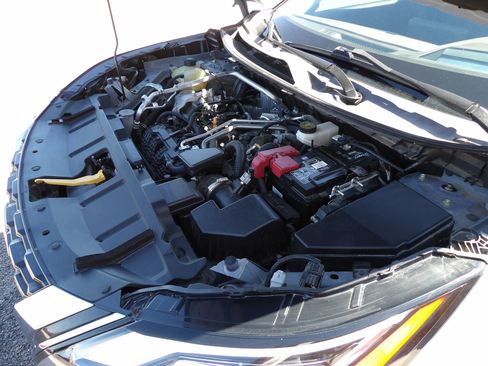 Used 2021 Nissan Rogue Platinum image 22