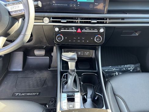 Used 2025 Hyundai Tucson SEL image 20