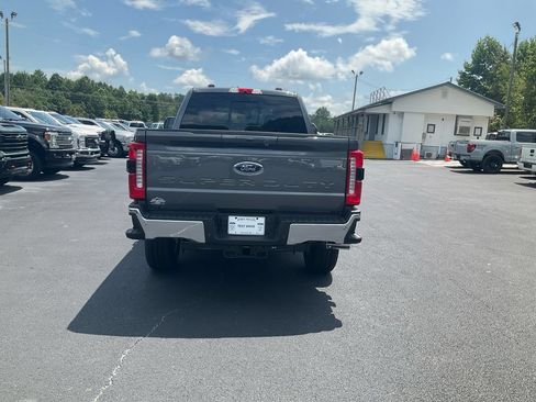 New 2026 Ford F250 Lariat w/ Chrome Package AWD/4WD image 6