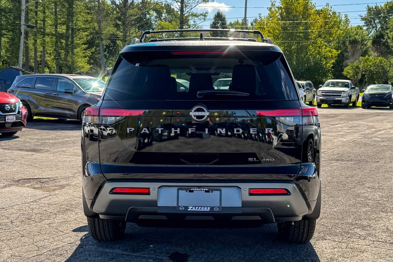New 2026 Nissan Pathfinder SL AWD/4WD image 4