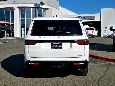 Certified 2024 Jeep Wagoneer Series II image 5