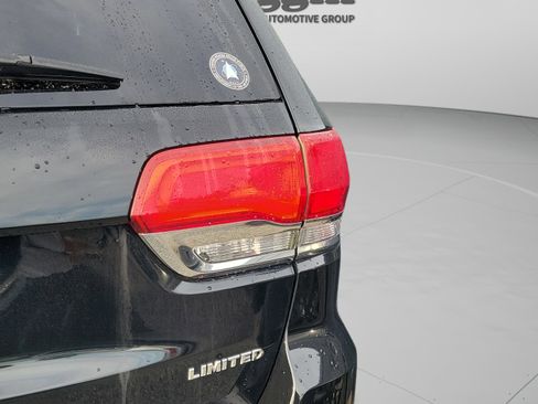 Used 2018 Jeep Grand Cherokee Limited RWD image 20
