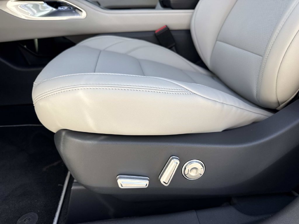New 2026 Lincoln Nautilus Premier w/ Equipment Group 102A AWD/4WD image 20