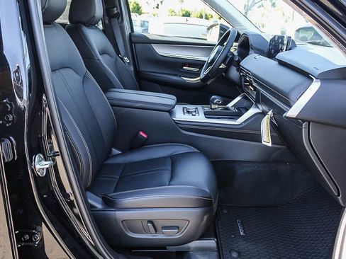 New 2026 MAZDA CX-90 Plug-In Hybrid w/ Preferred image 18