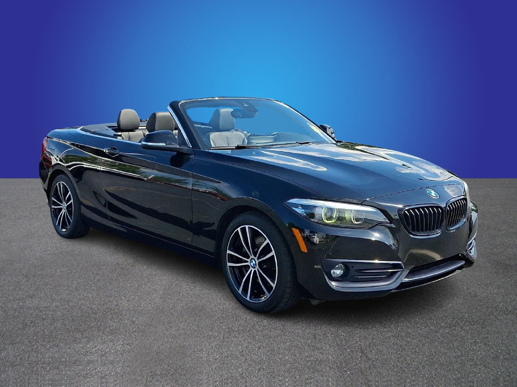 Used 2020 BMW 230i xDrive Convertible w/ Premium Package AWD/4WD image 3