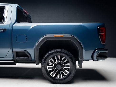 Used 2024 GMC Sierra 2500 Denali Ultimate w/ LPO, GMC Protection Package image 20