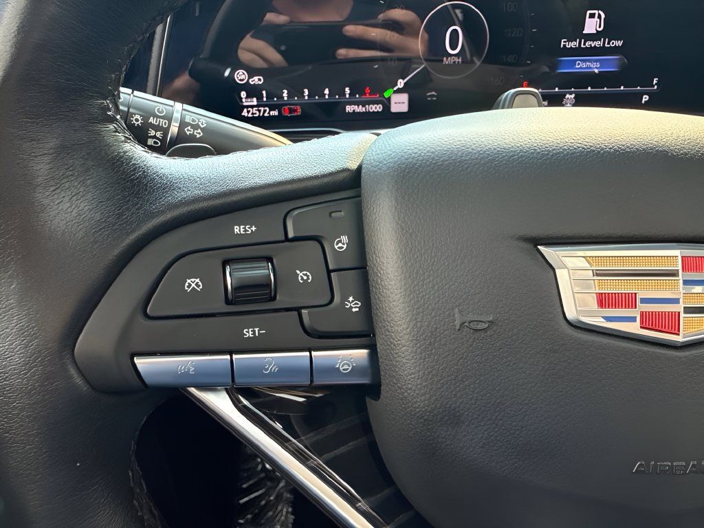 Used 2022 Cadillac Escalade ESV Sport w/ Touring Package AWD/4WD image 19
