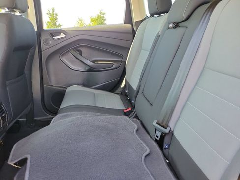 Used 2016 Ford Escape SE w/ Equipment Group 201A AWD/4WD image 11