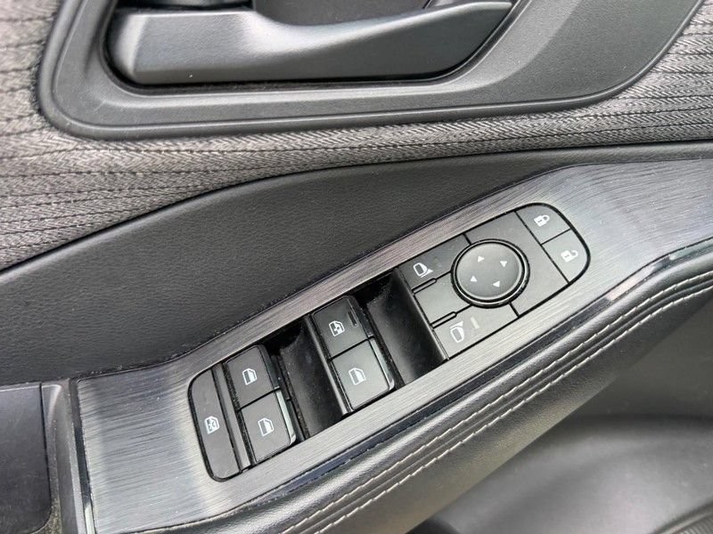 Used 2021 Nissan Rogue S FWD image 16